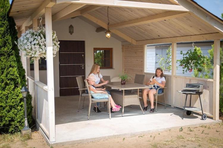 Bungalow In Miedzyzdroje With A Terrace 外观 照片
