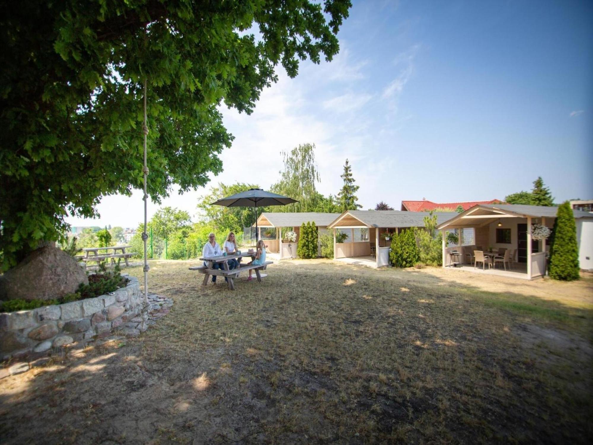 Bungalow In Miedzyzdroje With A Terrace 外观 照片